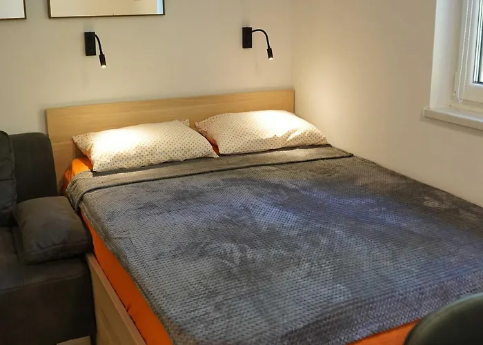 Cozy And Chic In - Apartmán